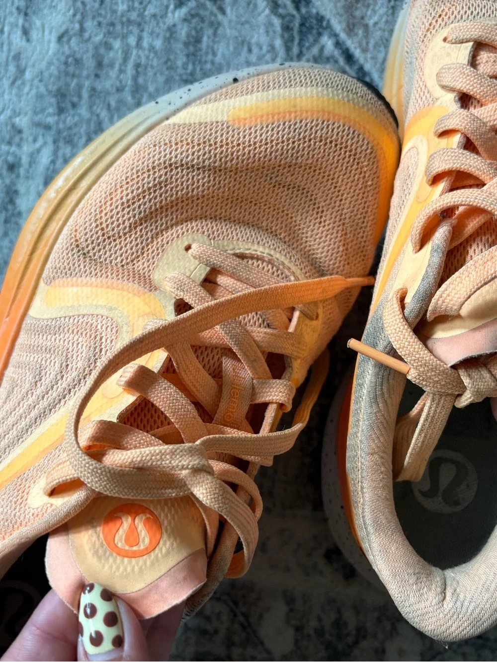 Lululemon Blissfeel 2 Running Shoe orange women’s size 9 workout gym shoes